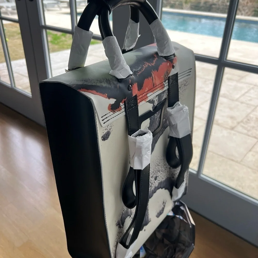 DR MARTINS TATE MUSEUM LEATHER BACKPACK - Picture 11 of 14